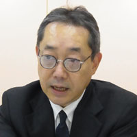 桑山仁平 氏