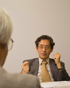 青山友紀氏