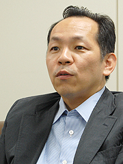近 義起氏(ウィルコム 取締役 執行役員 副社長)