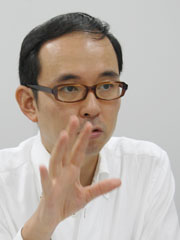諸橋知雄氏〔イー・モバイル(株)次世代モバイルネットワーク企画室室長〕