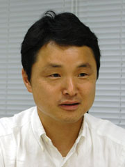 瀬戸 康一郎氏(日立電線(株)情報システム事業部ネットワーク開発部部長)