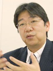 荒井 透氏〔ネットワンシステムズ(株)企画担当取締役〕