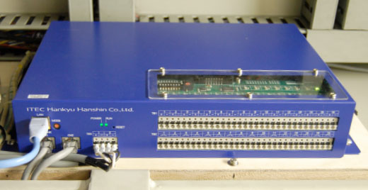 写真6　第7新菱ビル（東京・四谷）に設置されたBACnet／WSコントローラー〔写真X：アイテック阪急阪神（株）製〕